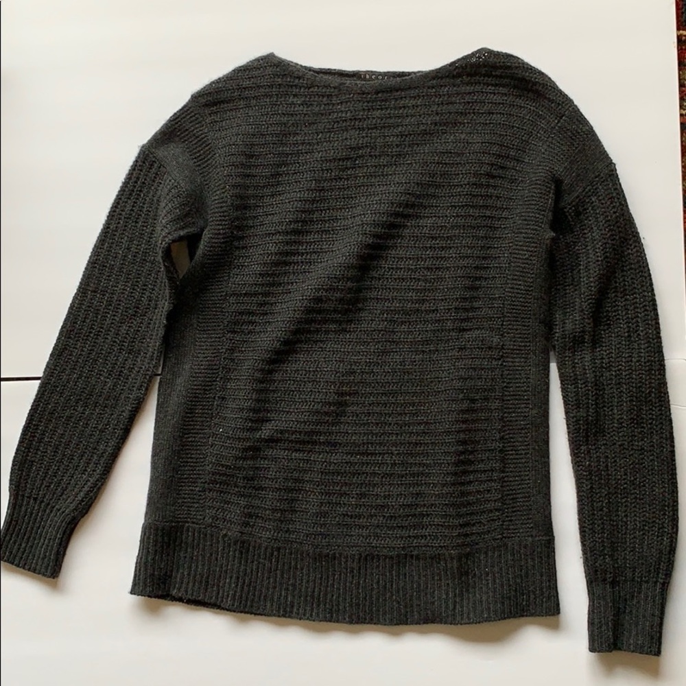 Dark grey theory sweater